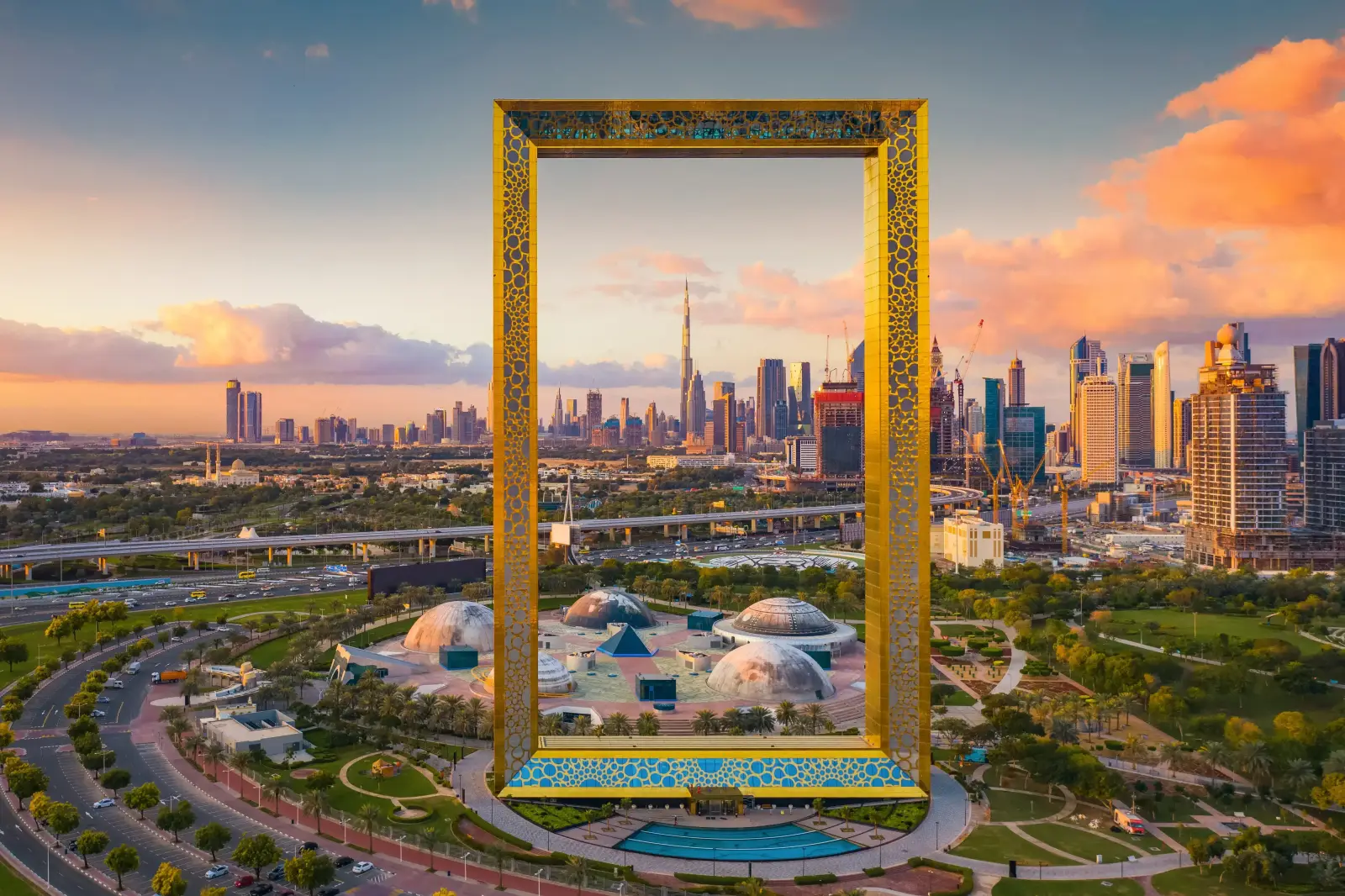 Vue aérienne du quartier Dubailand où est située Dubai Outsource City (DOC, ex-DOZ)
