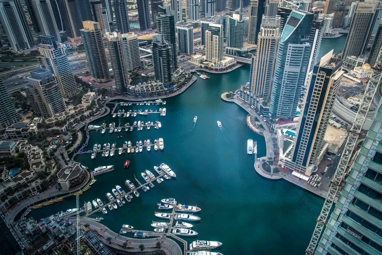 Vue du cluster portuaire et industriel de la Jebel Ali Free Zone (JAFZA), Dubaï